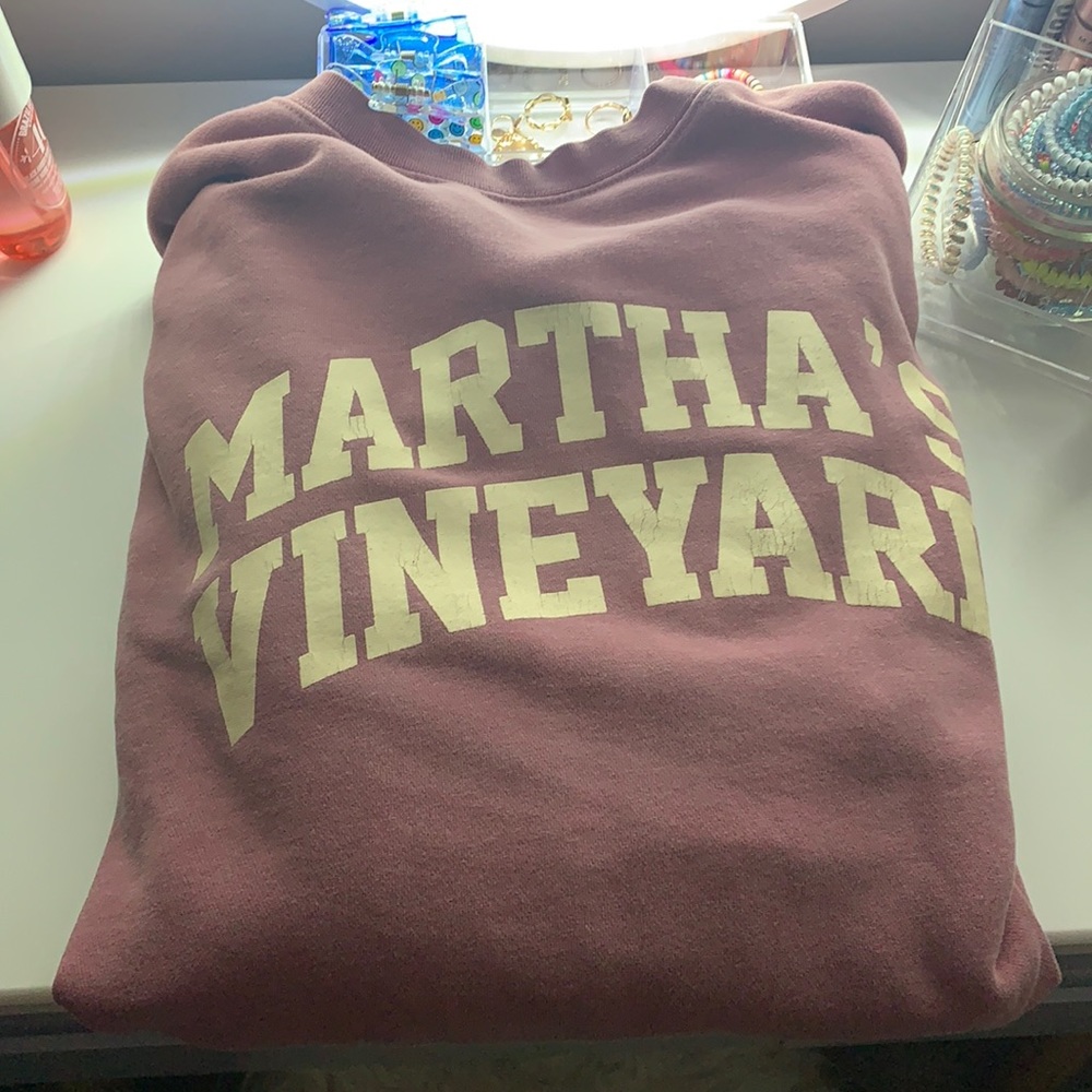 martha’s vineyard sweatshirt